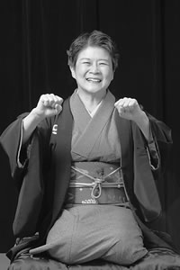 手話 頑張のポーズ